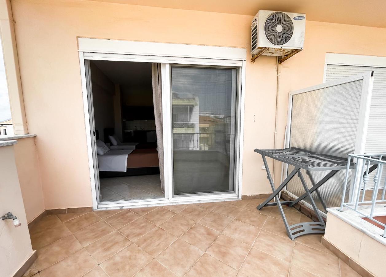 Theros Apartment Preveza Luaran gambar